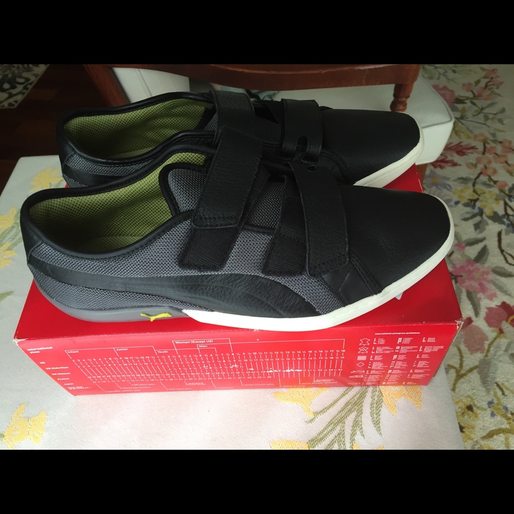 Puma Sneakers.